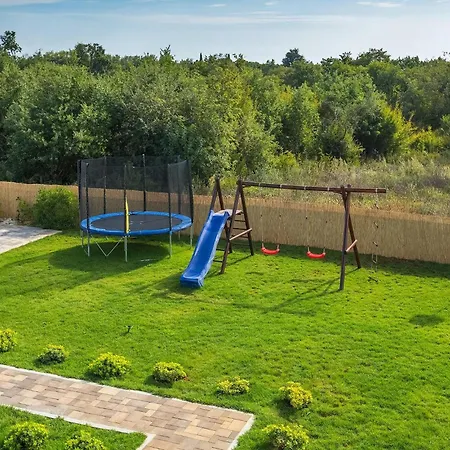 Holiday home Omnia Pula